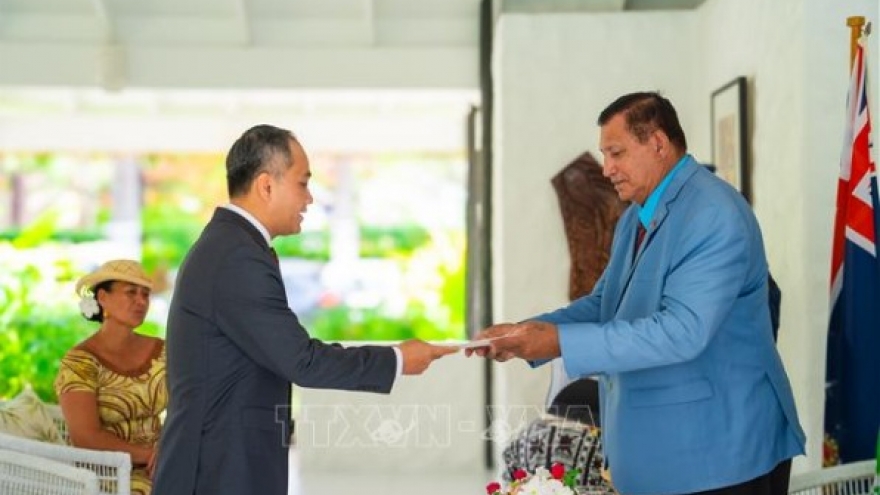 Cook Islands reaffirm importance of ties with Vietnam